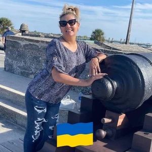 Meet your Posher, Iliana